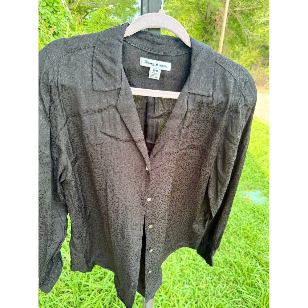Tommy Bahama Womens Black Leopard Jacquard Button‎ Down Shirt Long Sleeve Blouse